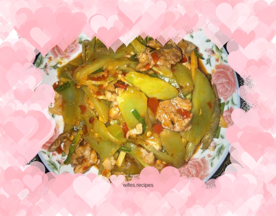 Stir-fried green lettuce with sour sauce