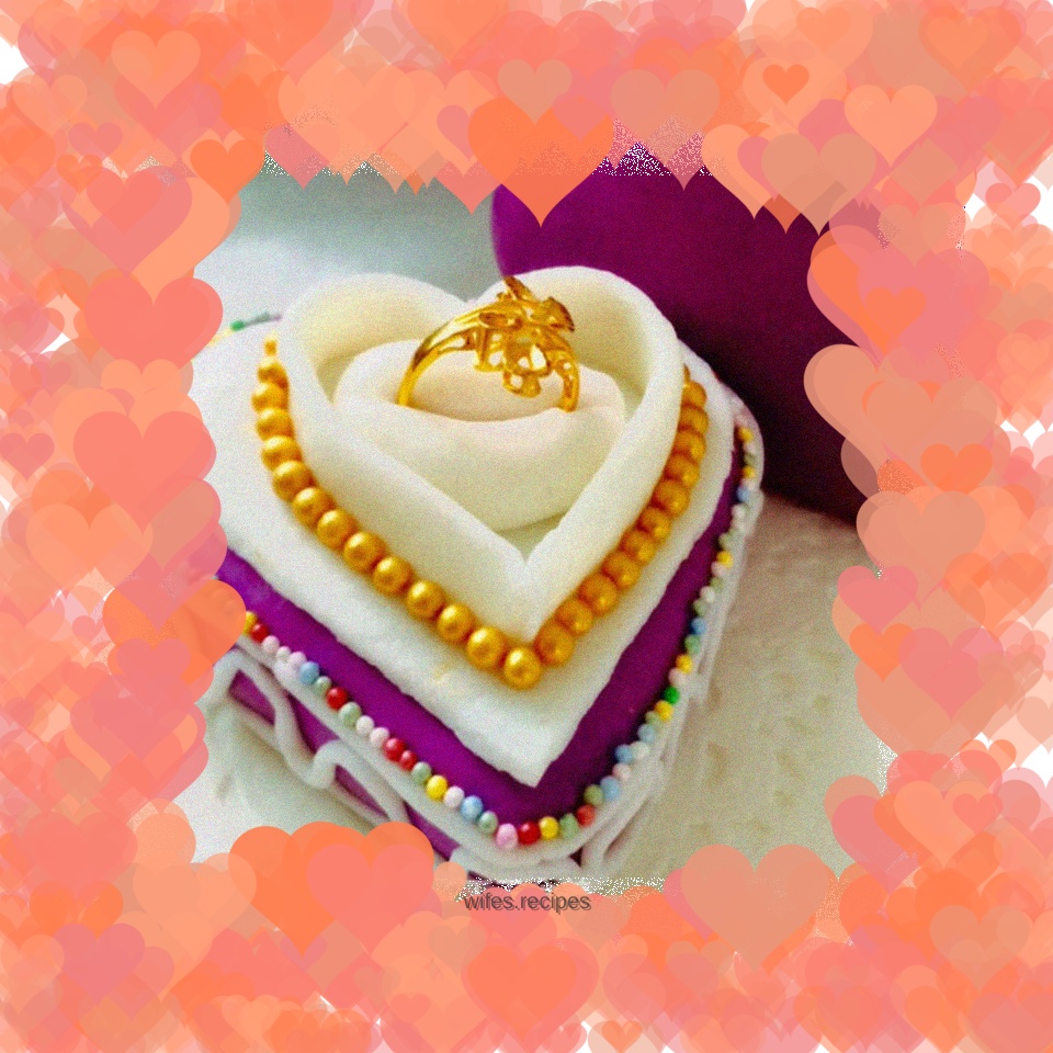 Fondant Cake Ring Gift Box