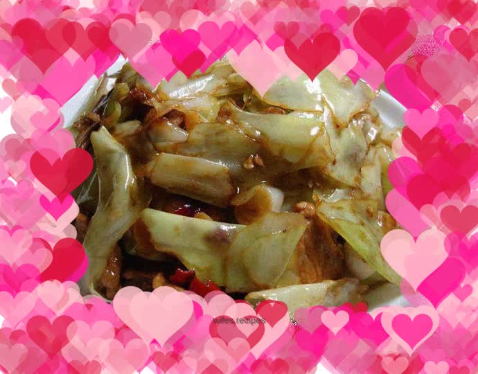 Stir-fried pork slices with hand-shredded cabbage