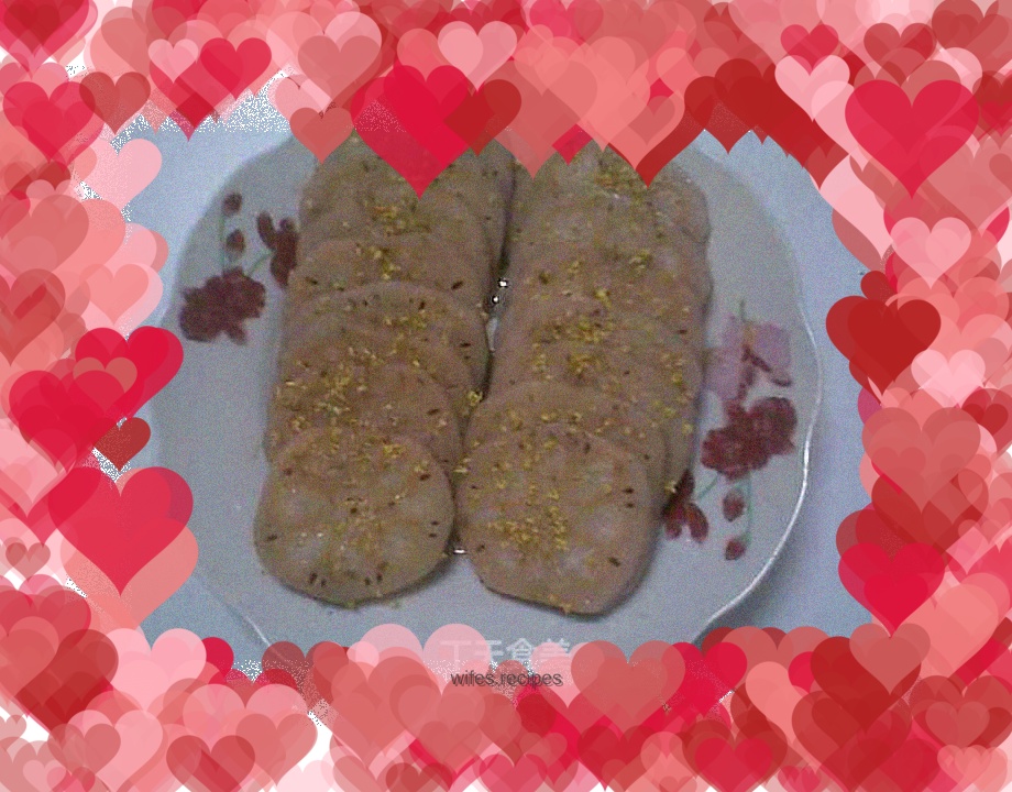 Osmanthus glutinous rice and lotus root