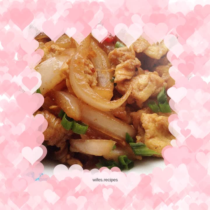 Fried eggs with onions