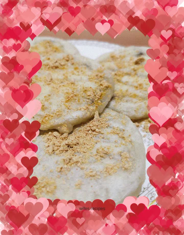 Lotus seed glutinous rice cake