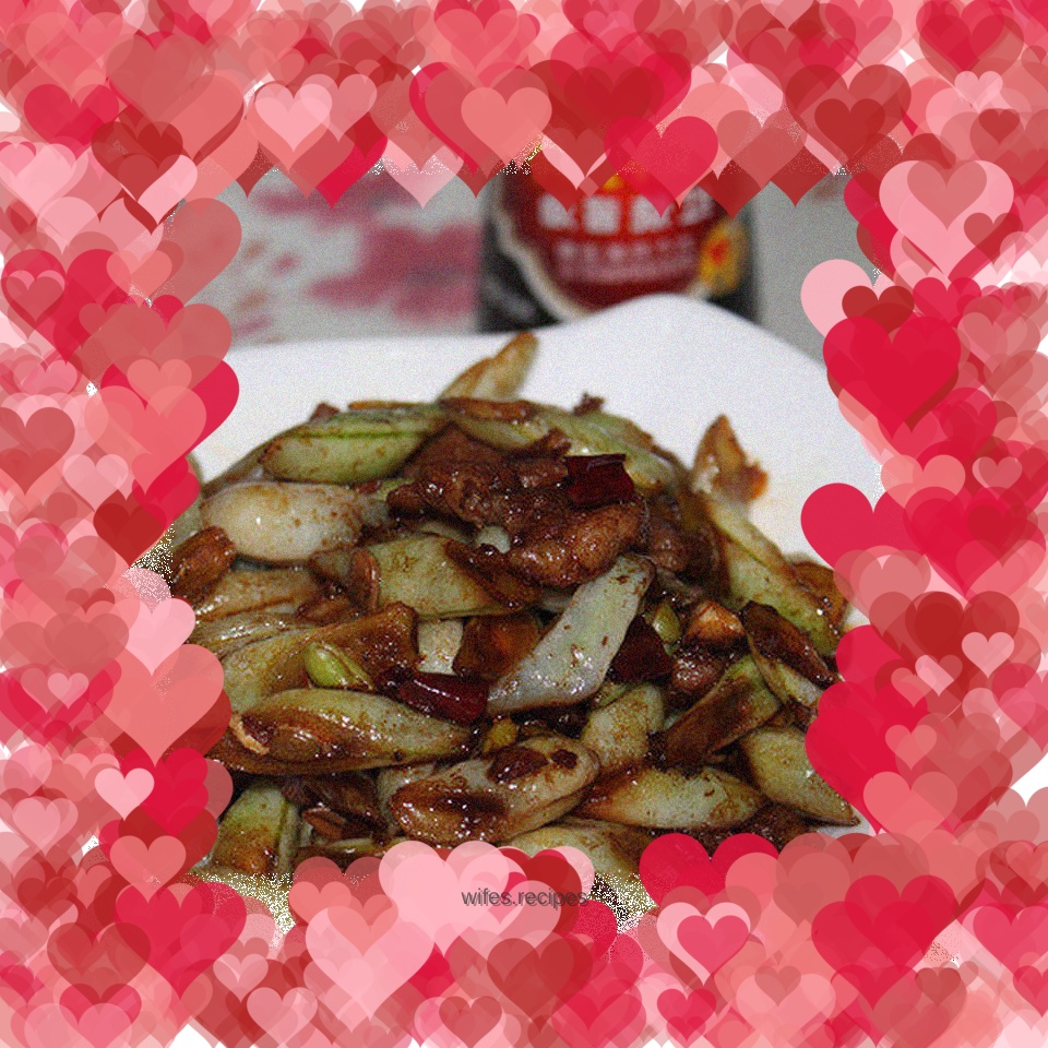 Fried kidney beans with meat