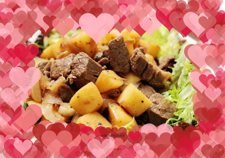 Black pepper, apple and beef cubes