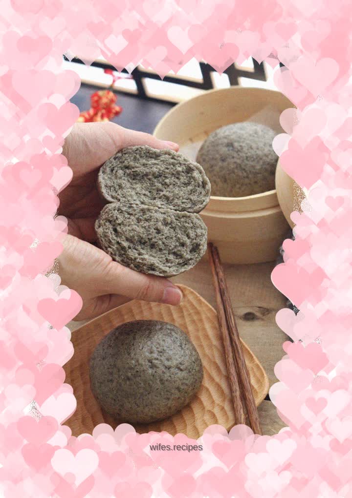 Black sesame steamed buns