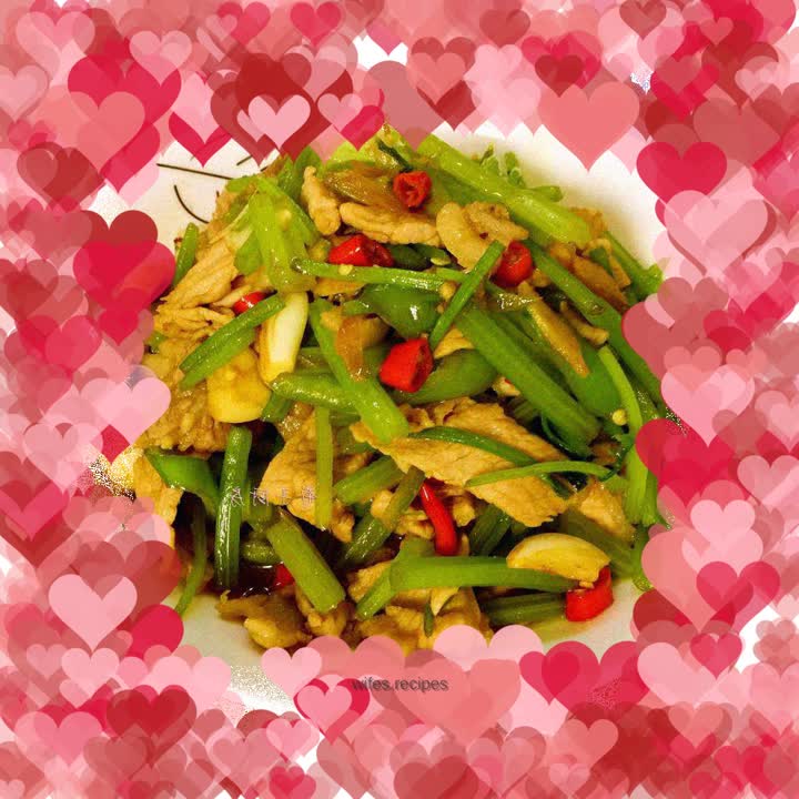 Stir-fried pork with celery