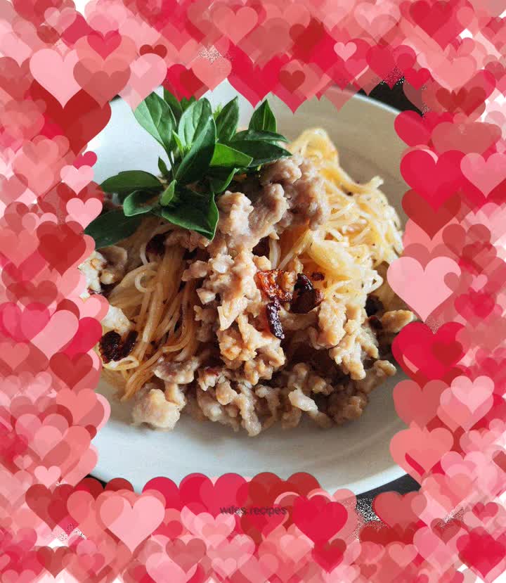 Steamed pork slices with Lianzhou noodles