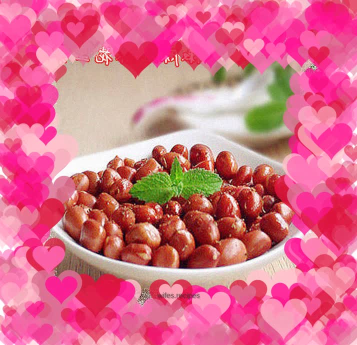 Crispy peanuts with pepper and sesame oil