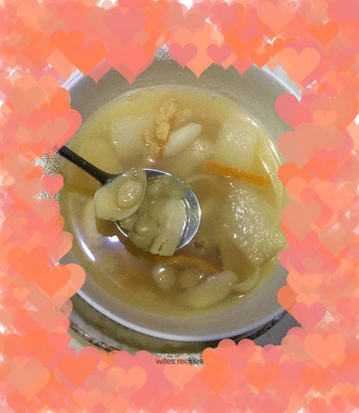 Nourishing the lungs and anti-haze pear soup