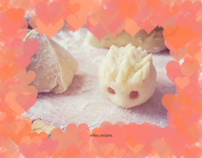 Milk-flavored whole-grain animal steamed buns