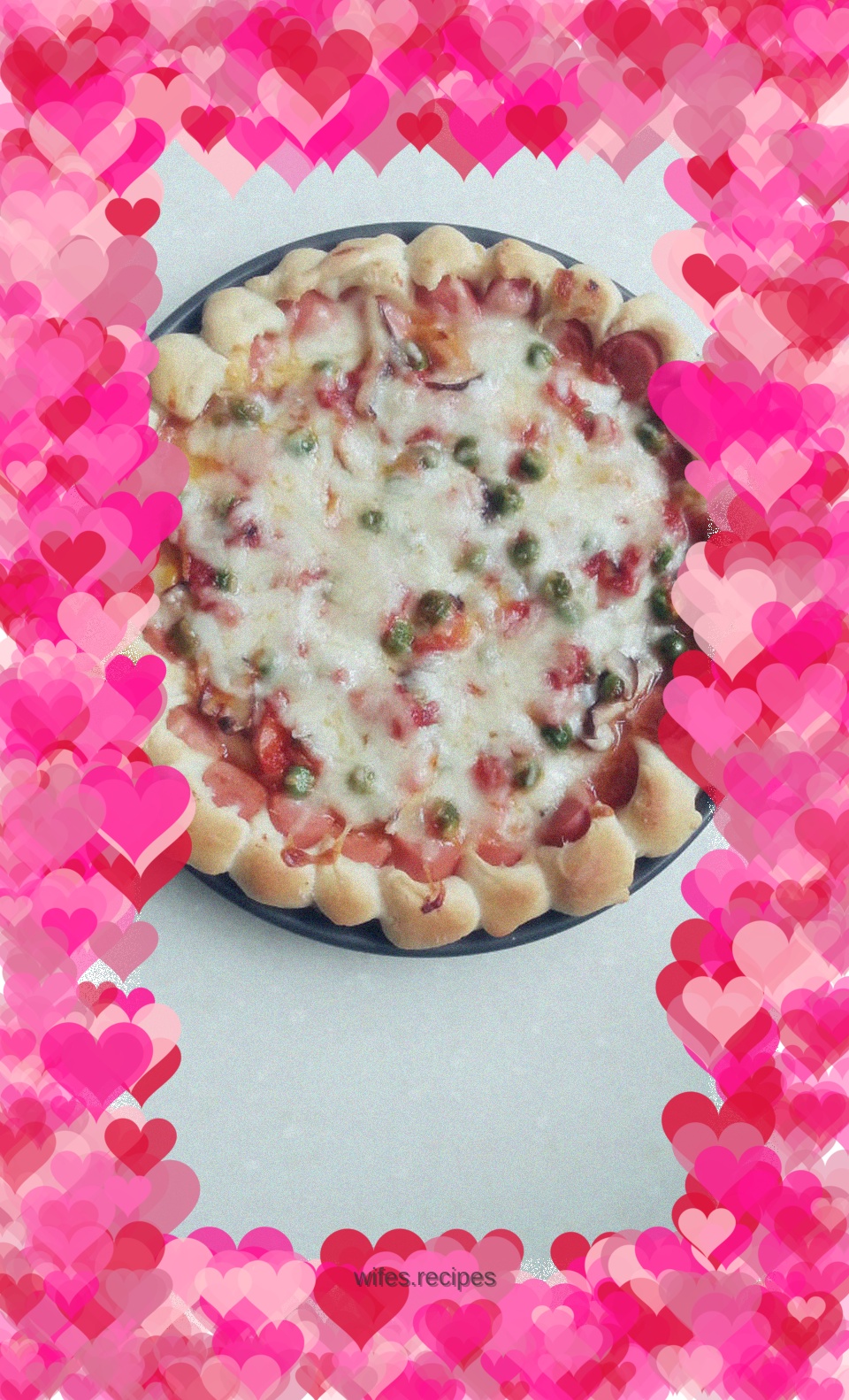 Mushroom, Shrimp and Ham Curled Pizza