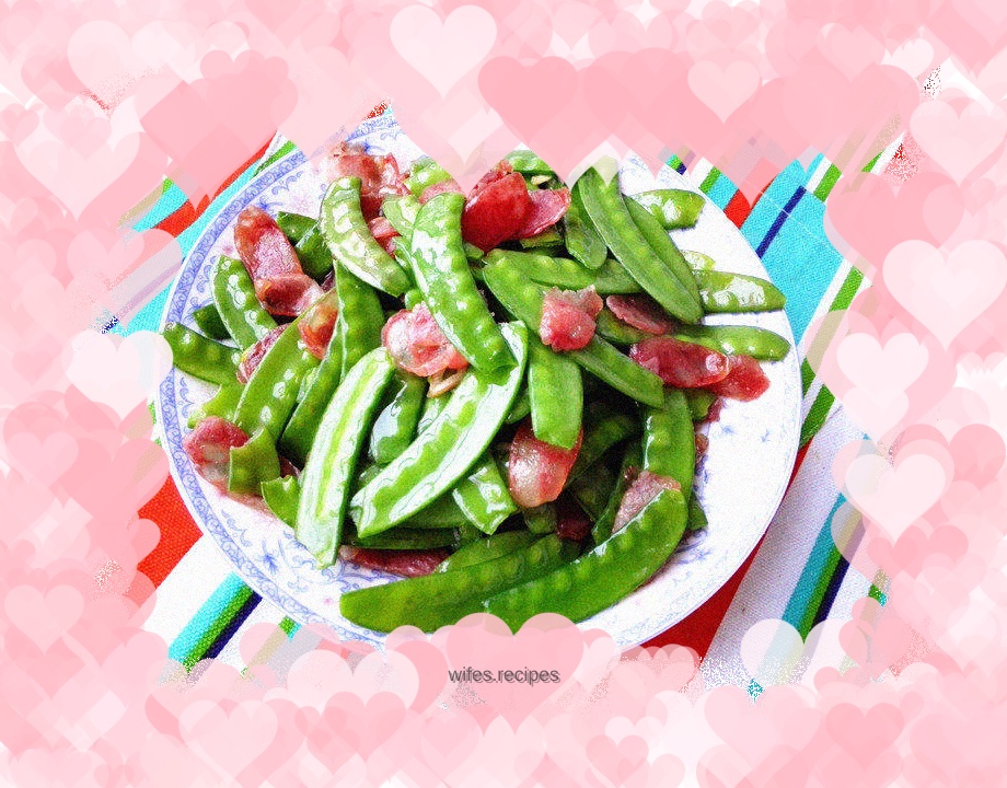 Stir-fried sausage with snow peas