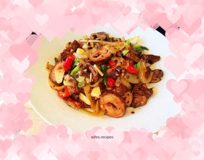 Spicy Stir-fried Fatty Sausage