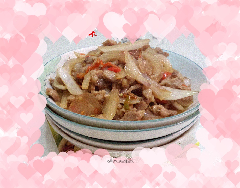 Stir-fried shredded pork with onions