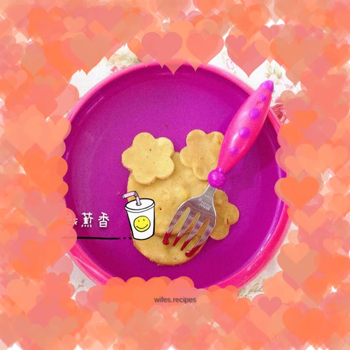 Baby banana egg yolk cake