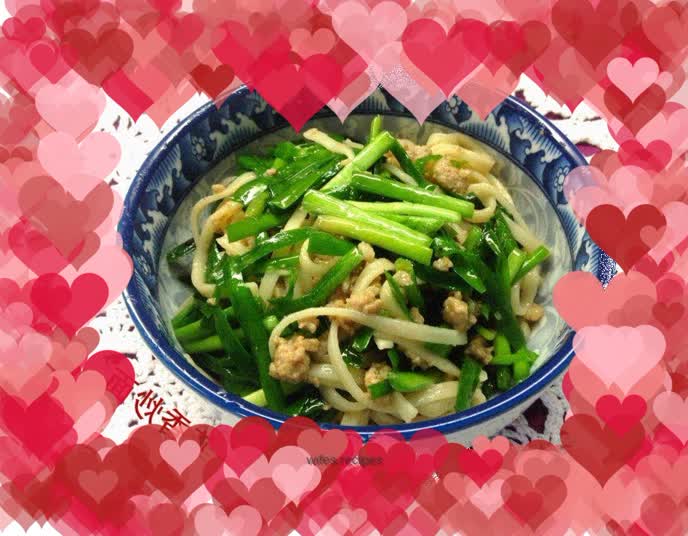 [Chive Fried Noodles]------Simple and delicious noodles