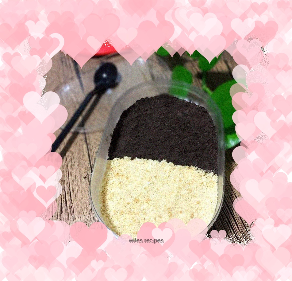 Two-color wood bran cup