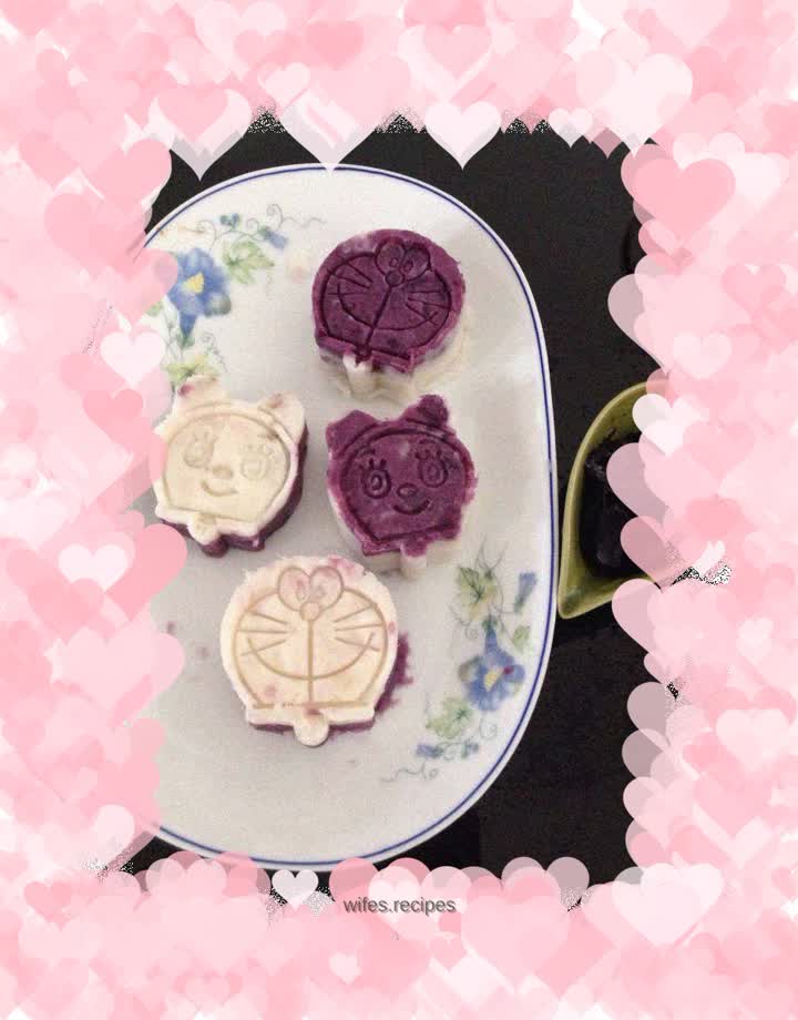 Blueberry, Purple Sweet Potato and Yam Cake