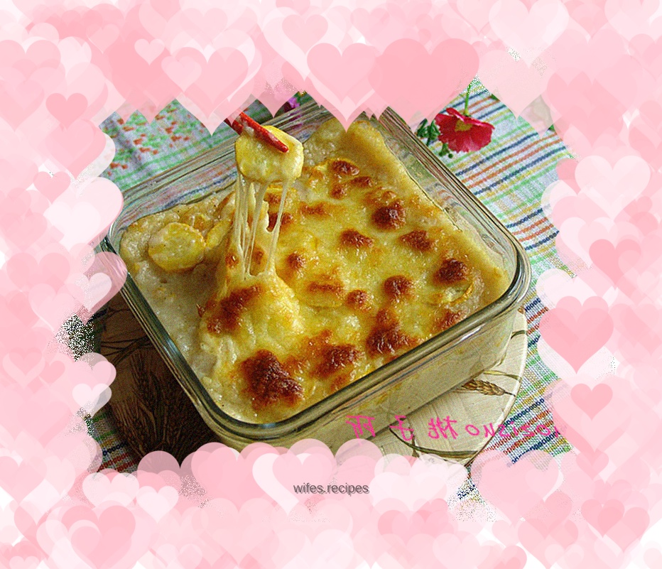 Cheesy Zucchini Baked Mashed Potatoes