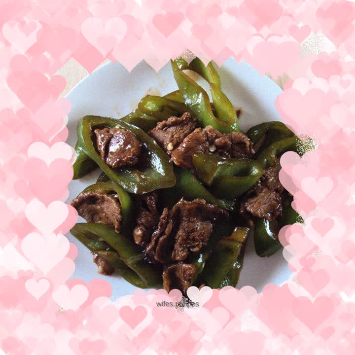 Fried pork with green pepper
