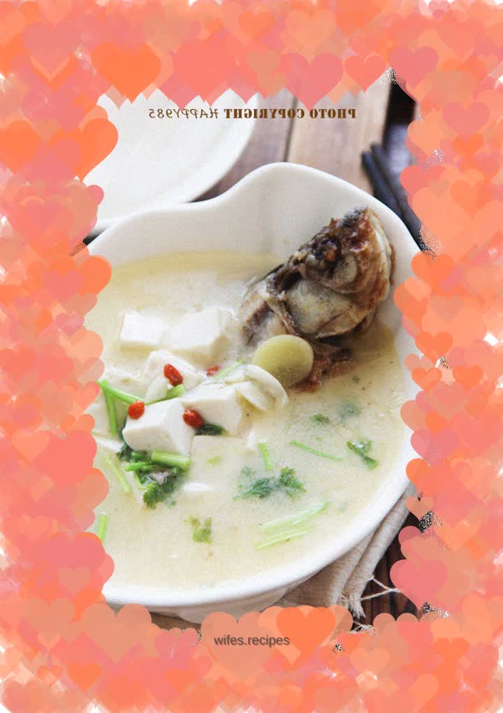 A soup that is delicious without any seasoning - wolfberry crucian carp and tofu soup