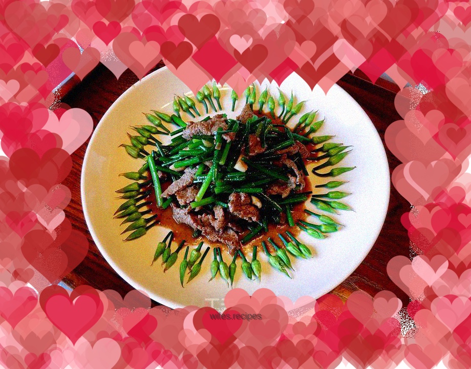 Stir-fried beef with chive flowers