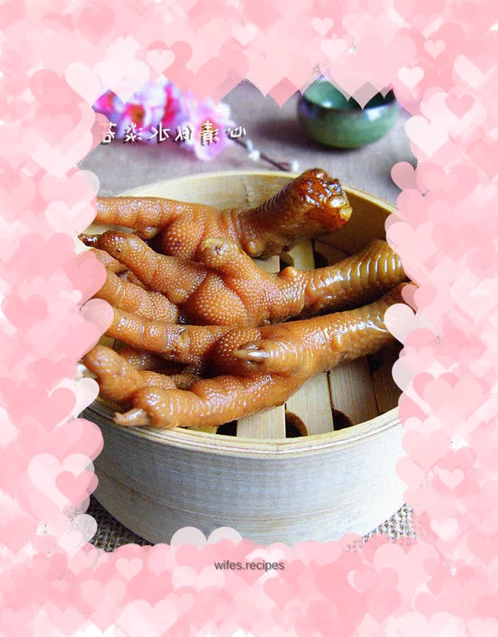Braised old chicken feet