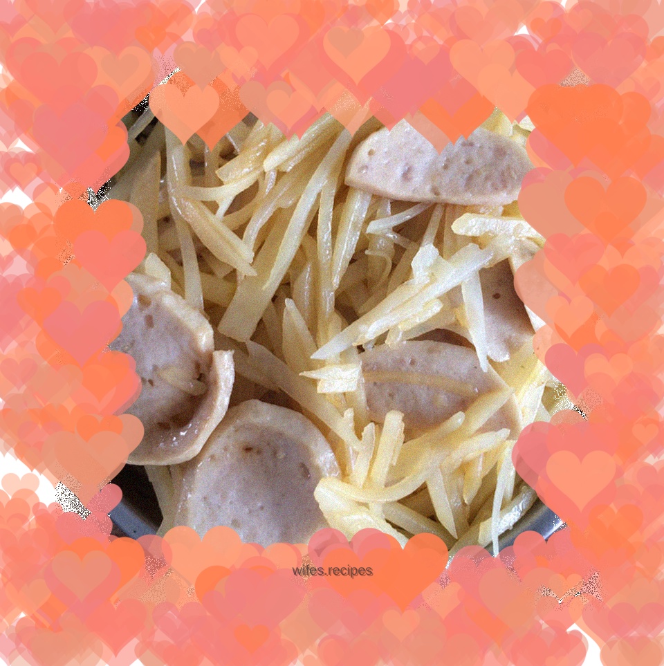 Fried meatballs with potatoes