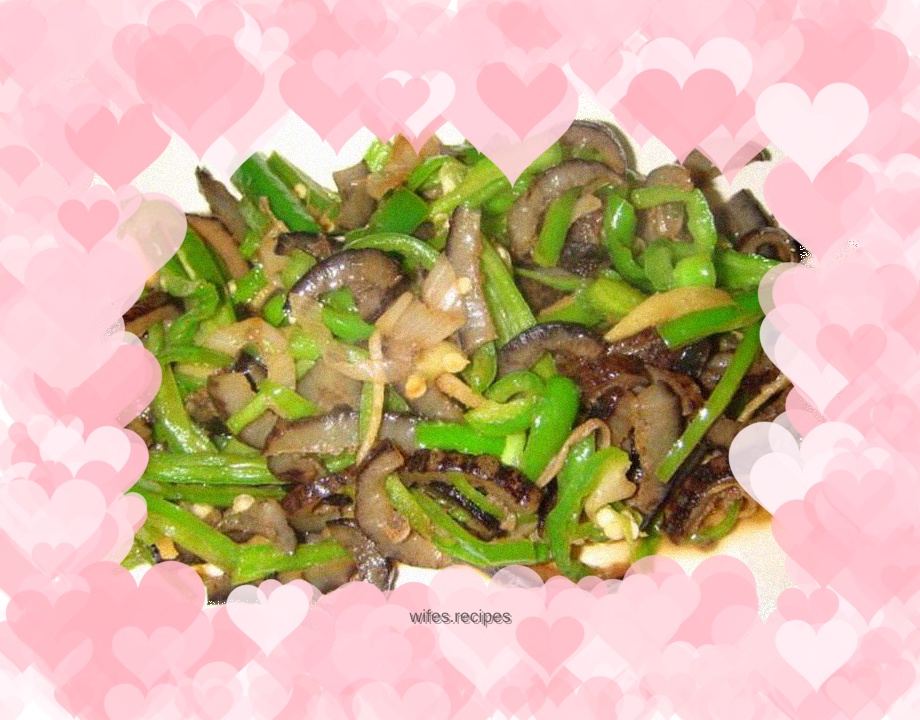 Grilled sea cucumber with green pepper