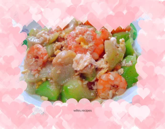 Healthy postpartum dish - Stir-fried shrimps with loofah
