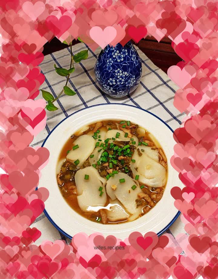 Fried rice cake with shredded pork and pickled vegetables