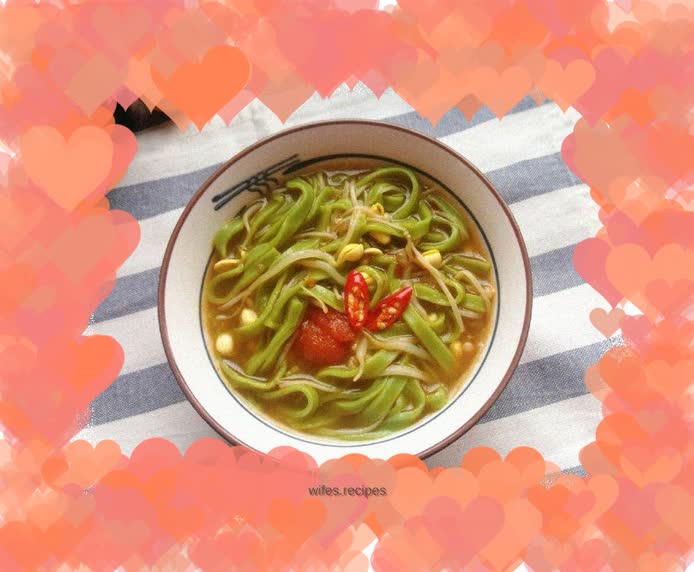 Enoki Mushroom, Bean Sprouts and Spinach Noodles