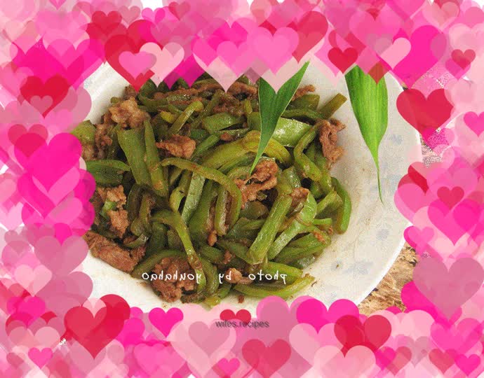 Shredded pork with green pepper