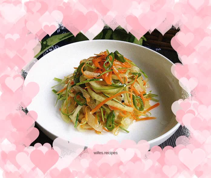 Three shredded fried melon rinds