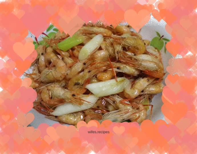 Fried river shrimp in oil