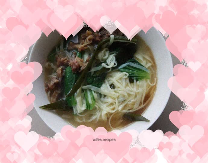 Hand-made duck egg beef noodles