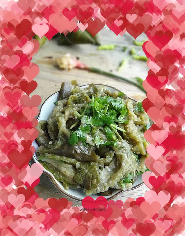 Garlic, mortar, ginger, eggplant