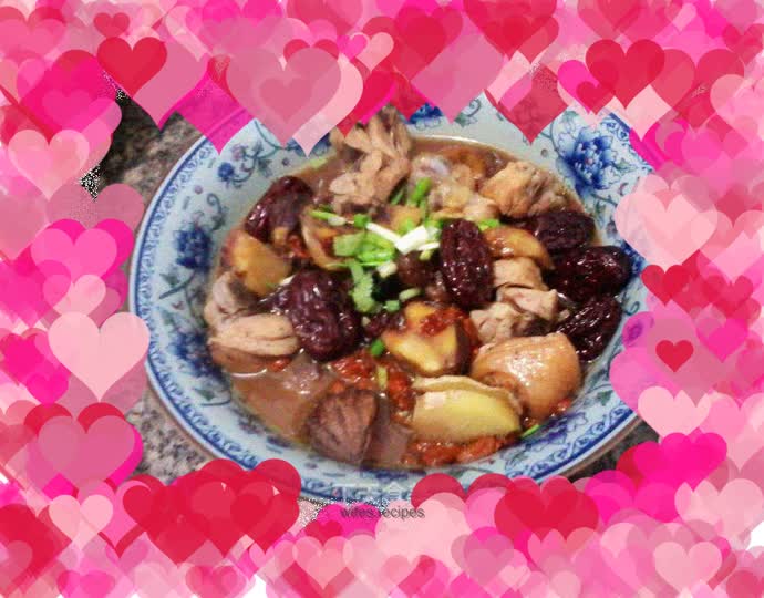 The best tonic product in autumn-----Chestnut Steamed Chicken