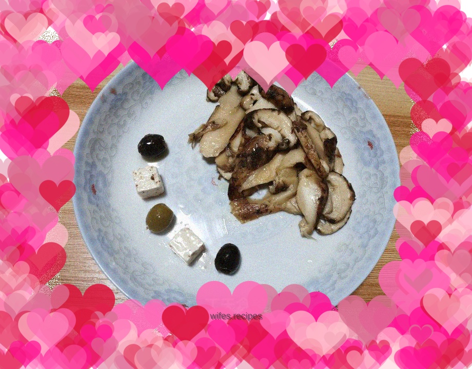 Butter-fried matsutake mushrooms