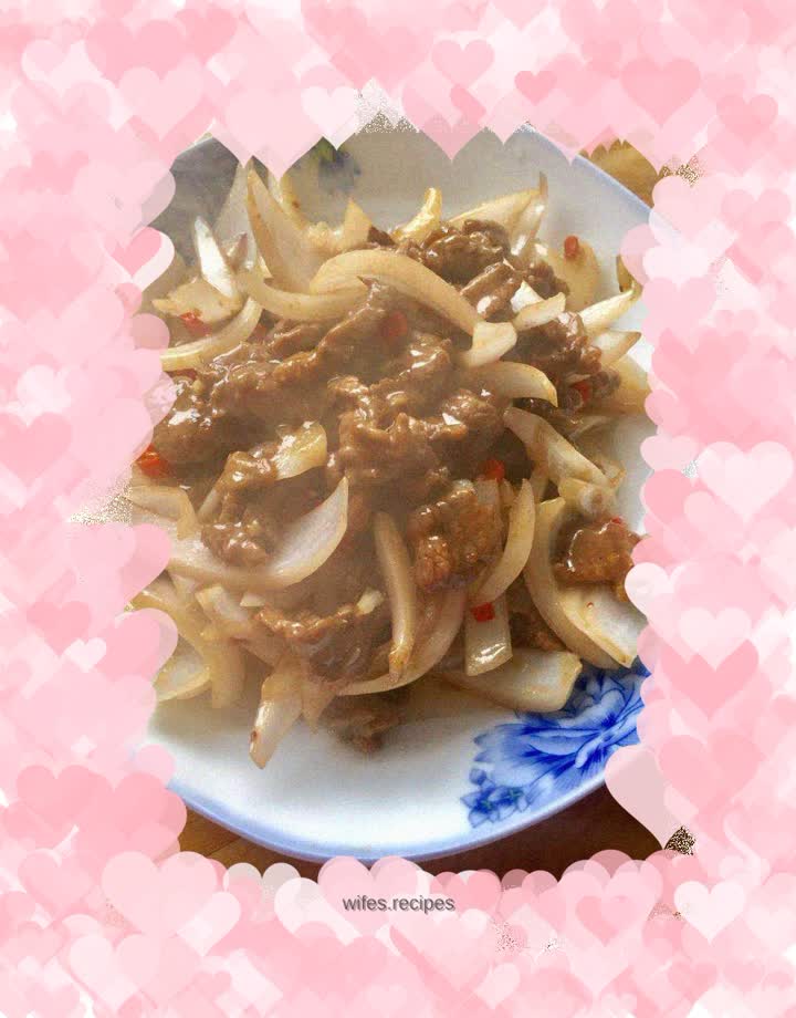 Stir-fried beef with onions
