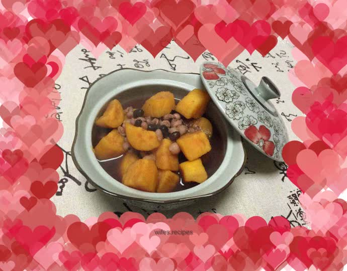 Red bean barley and sweet potato porridge