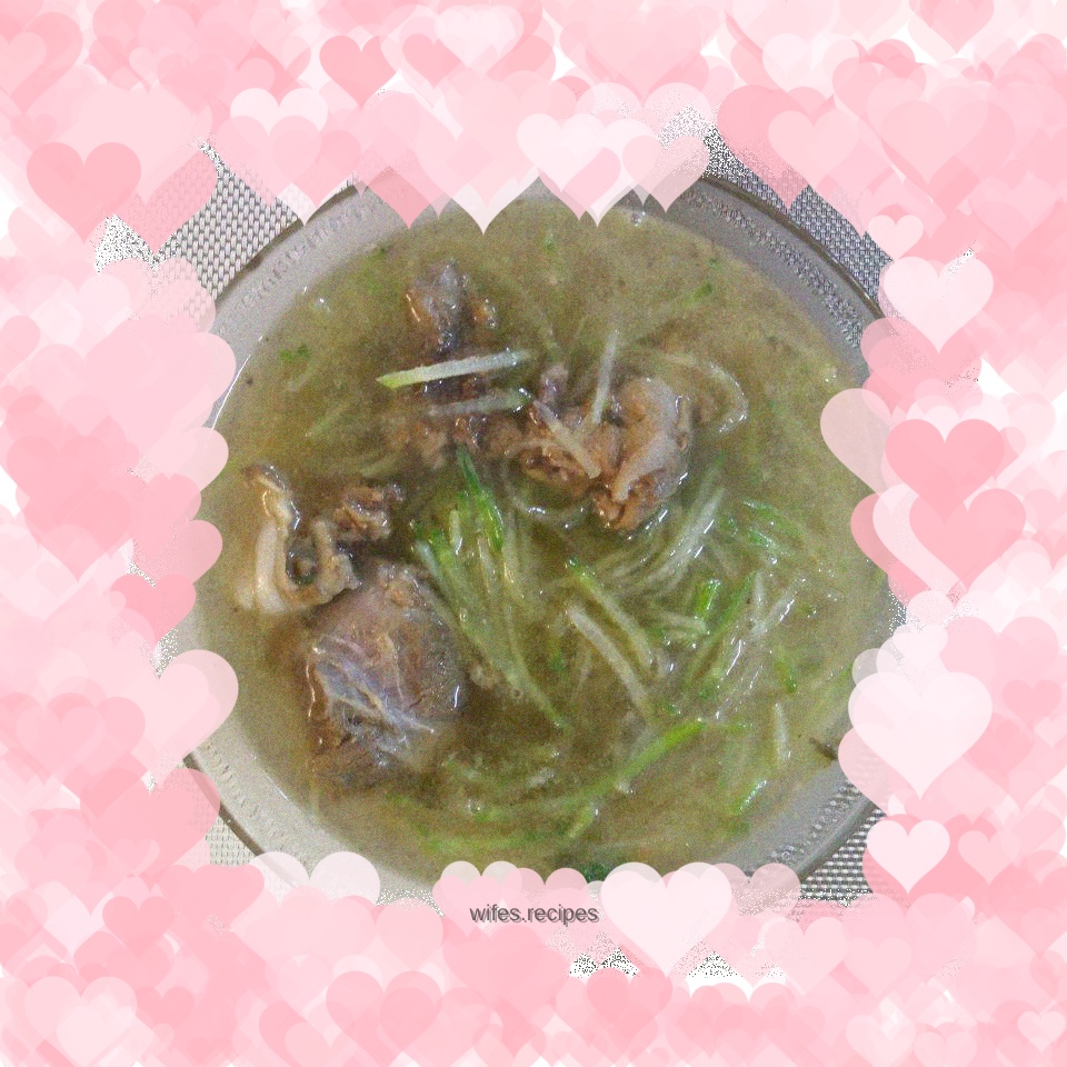 Hot beef and radish soup