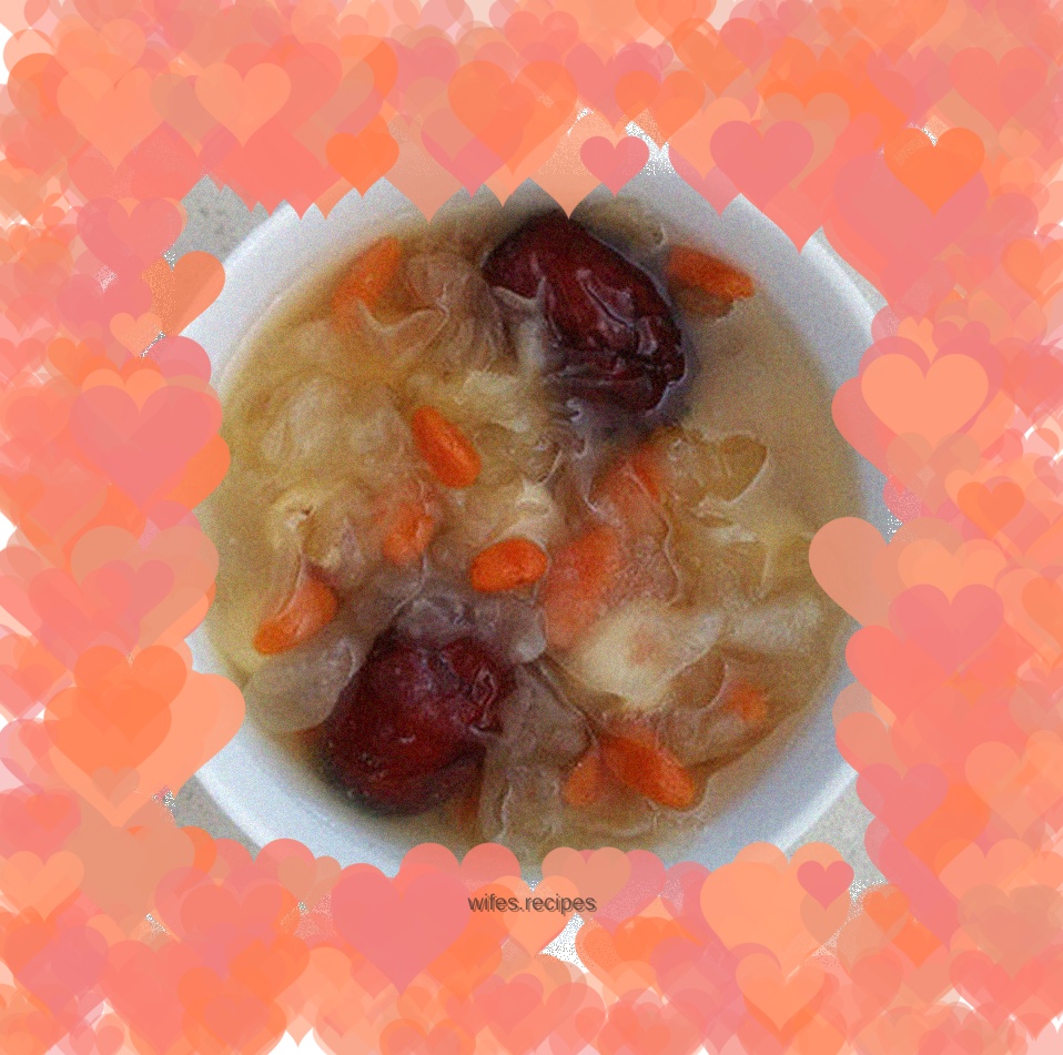 Tremella lotus seed soup