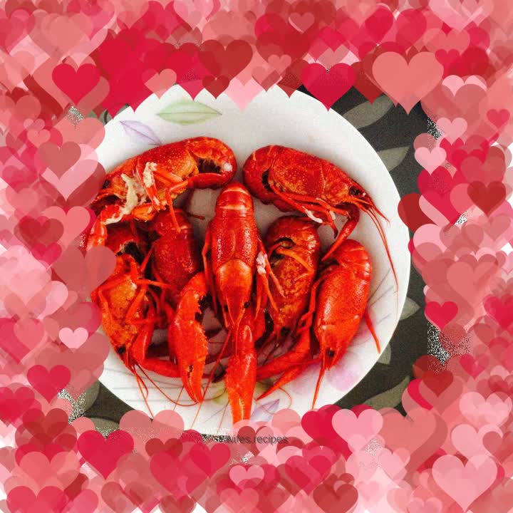 Steamed crayfish