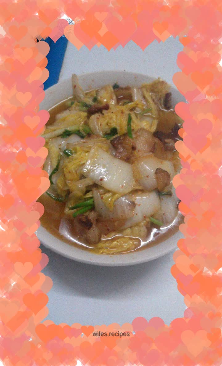 Stir-fried cabbage with bacon