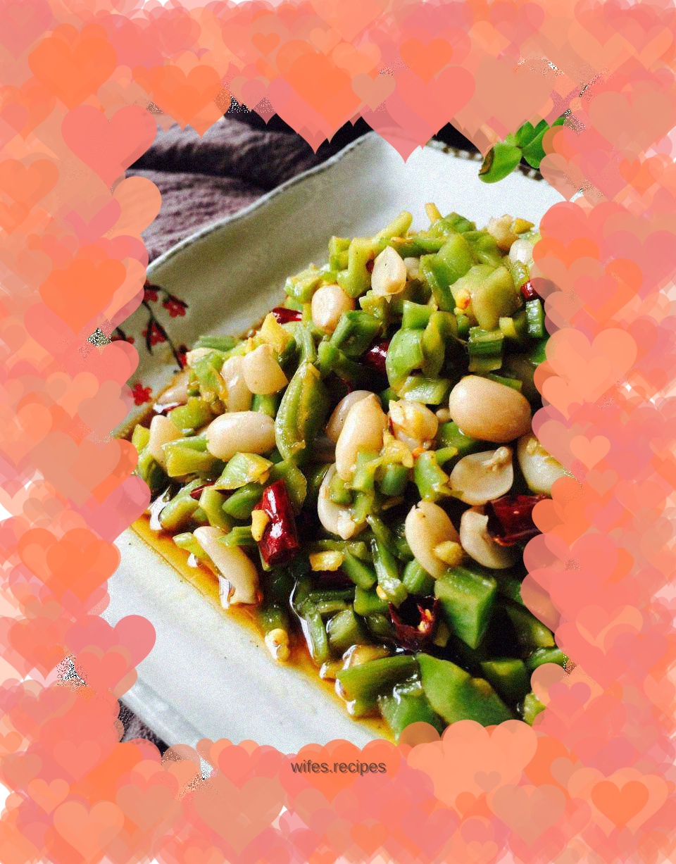 Tribute vegetables mixed with peanuts