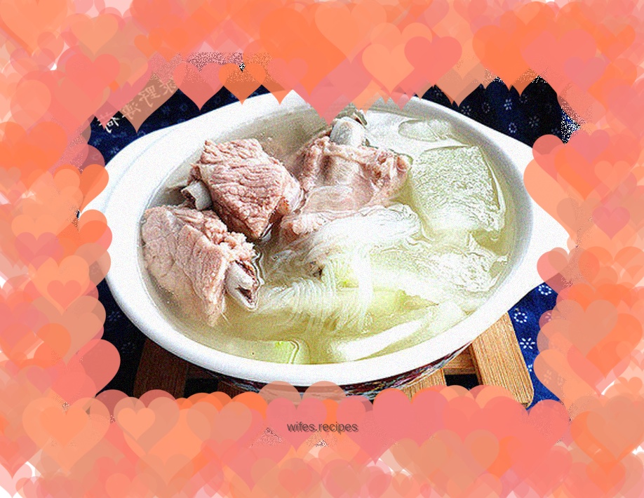 Winter melon vermicelli and pork ribs soup