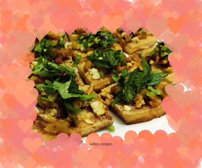 Double-fried tofu yellow--with mustard peanuts, a really delicious snack