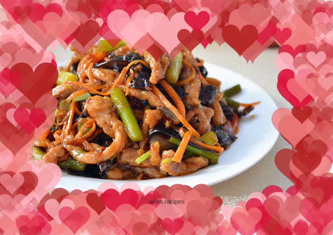 Simple version of fish-flavored shredded pork