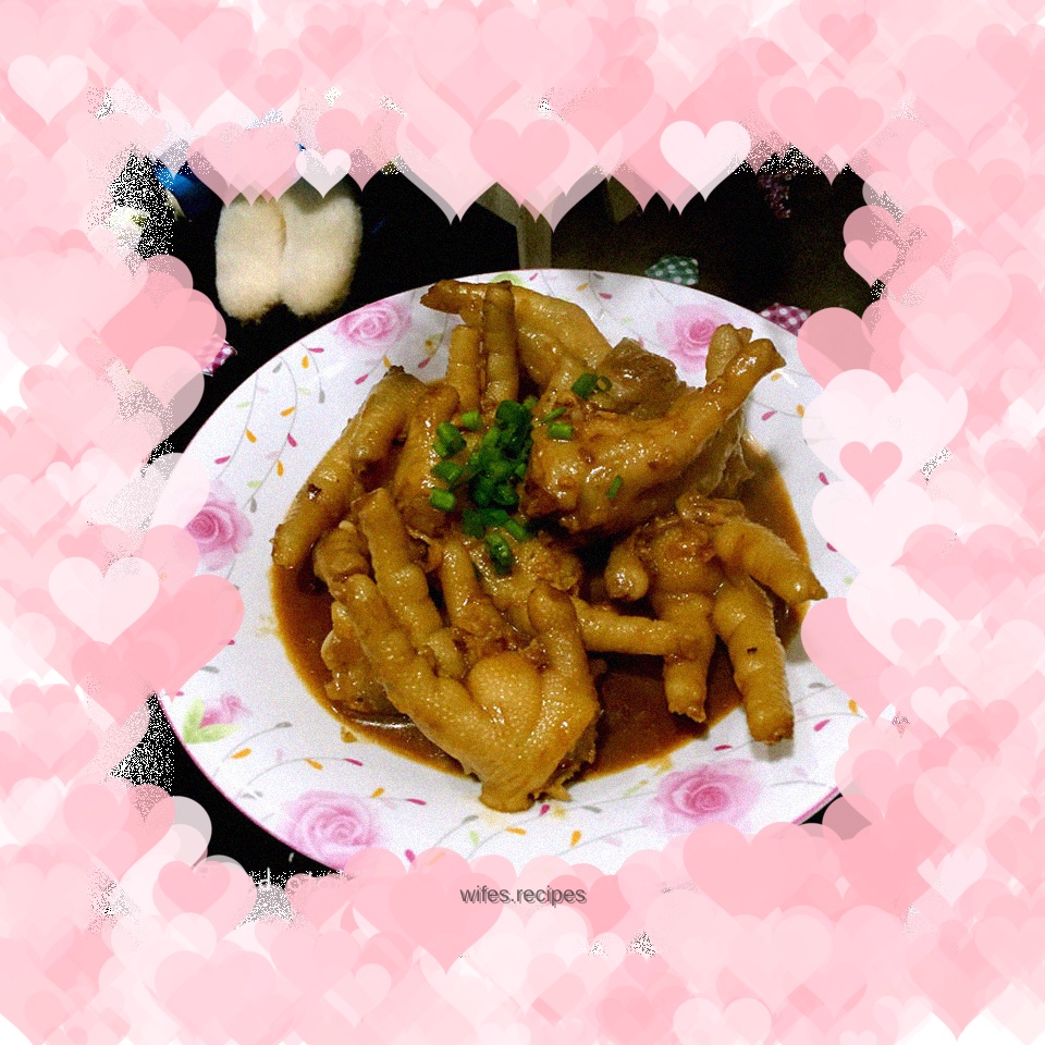 Chicken Feet with Bad Breast